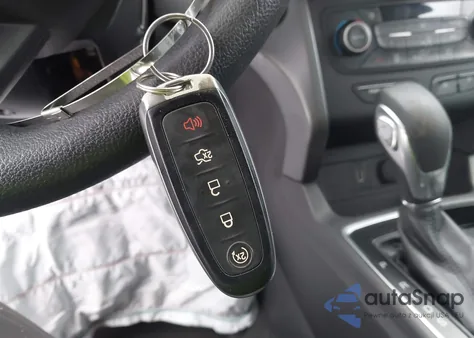 2019 Ford Escape Se z USA, uszkodzony, nr VIN 1FMCU0GD3KUA14833